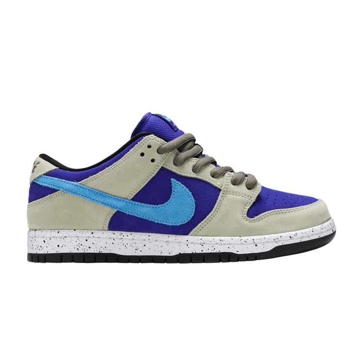 Dunk Low SB ACG Celadon