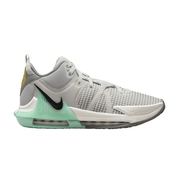 LeBron Witness 7 EP Light Bone/Phantom