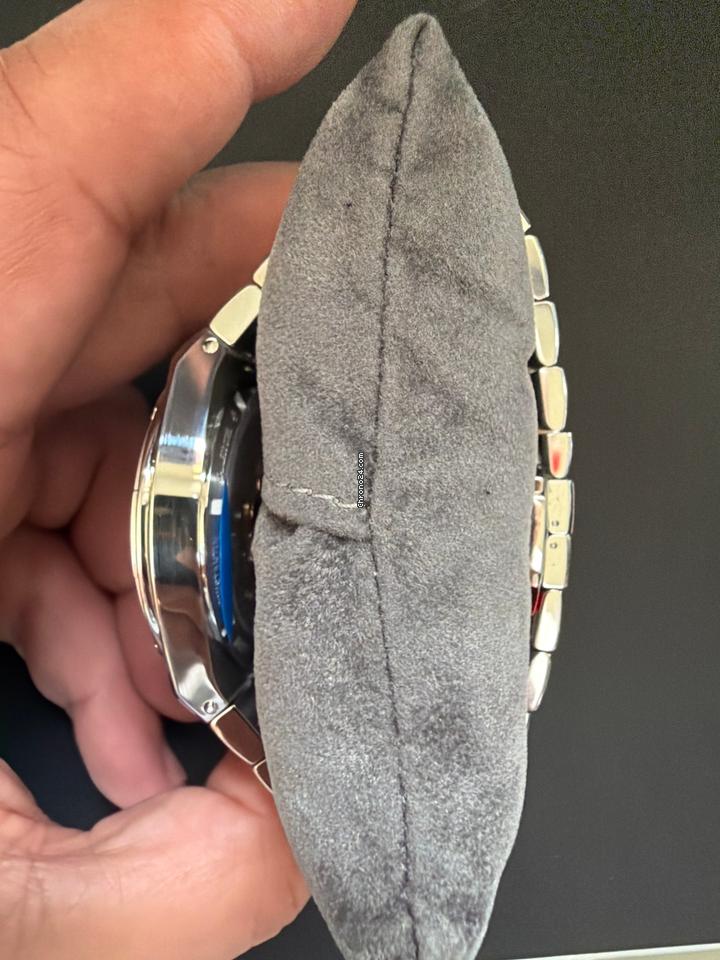 Vacheron Constantin Overseas