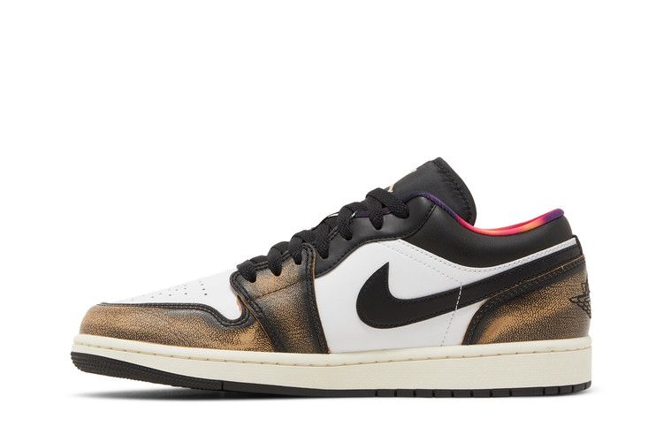 Air Jordan 1 Low Wear Away Taxi