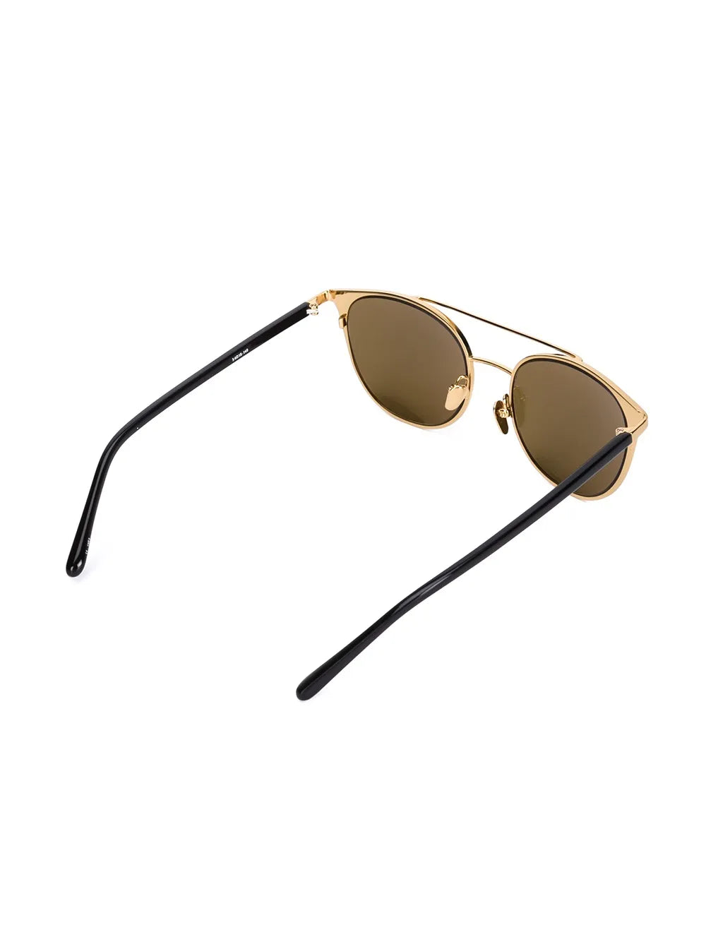 mirrored sunglasses