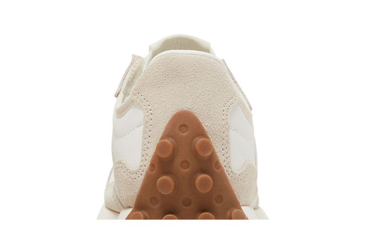 New Balance Wmns 327 'Moonbeam Timberwolf'