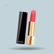 CHANEL
ROUGE ALLURE VELVET
Luminous Matte Lip Colour