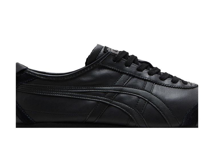 Mexico 66 Triple Black