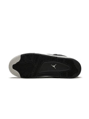 Air Jordan 4 Retro sneakers
