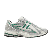 1906R Spruce Pack Footlocker Exclusive