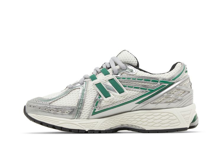 1906R Spruce Pack Footlocker Exclusive