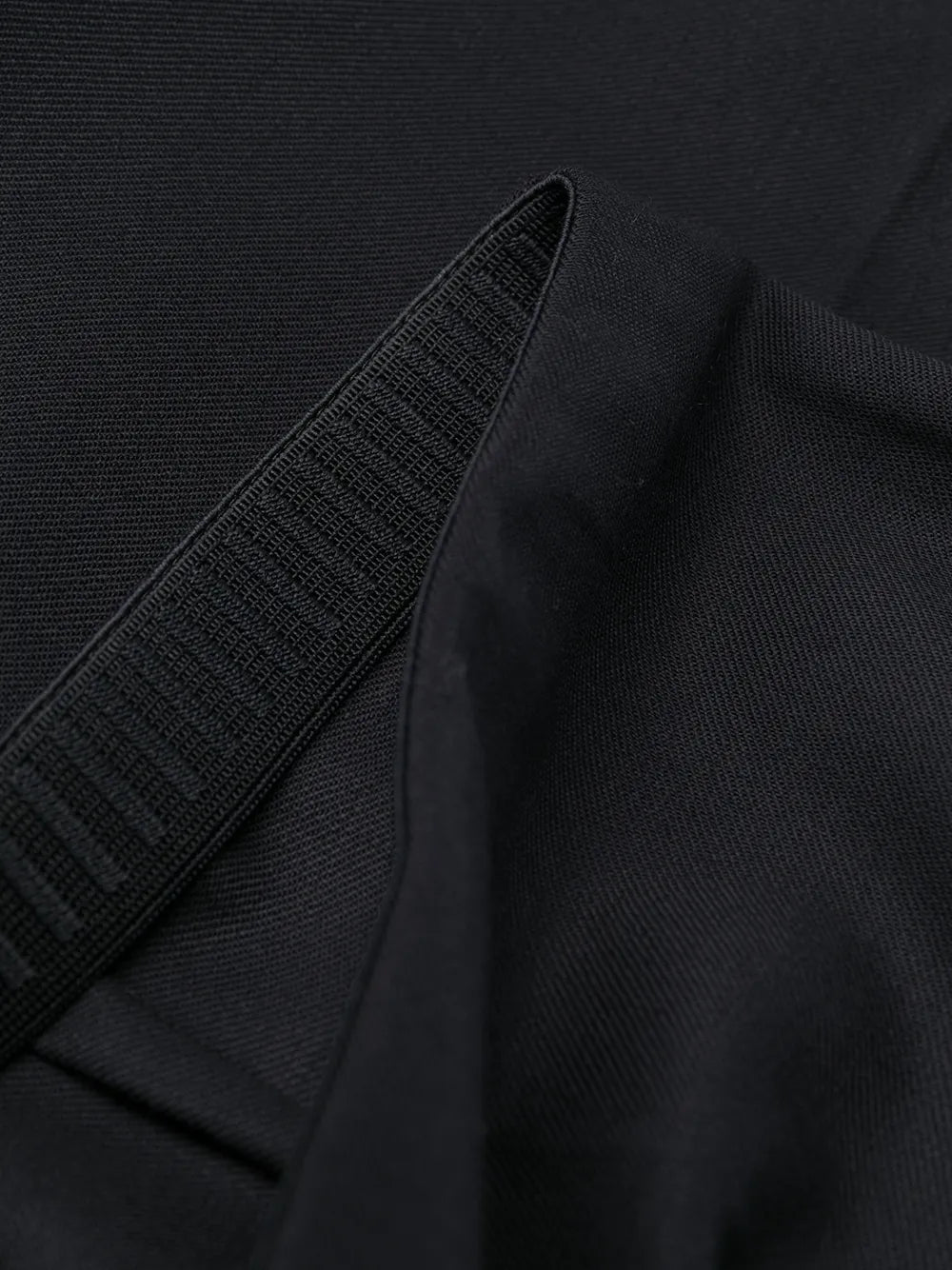 tapered-leg trousers