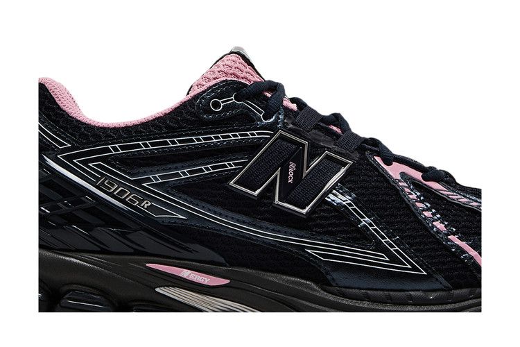 New Balance 1906R Pink Taffy