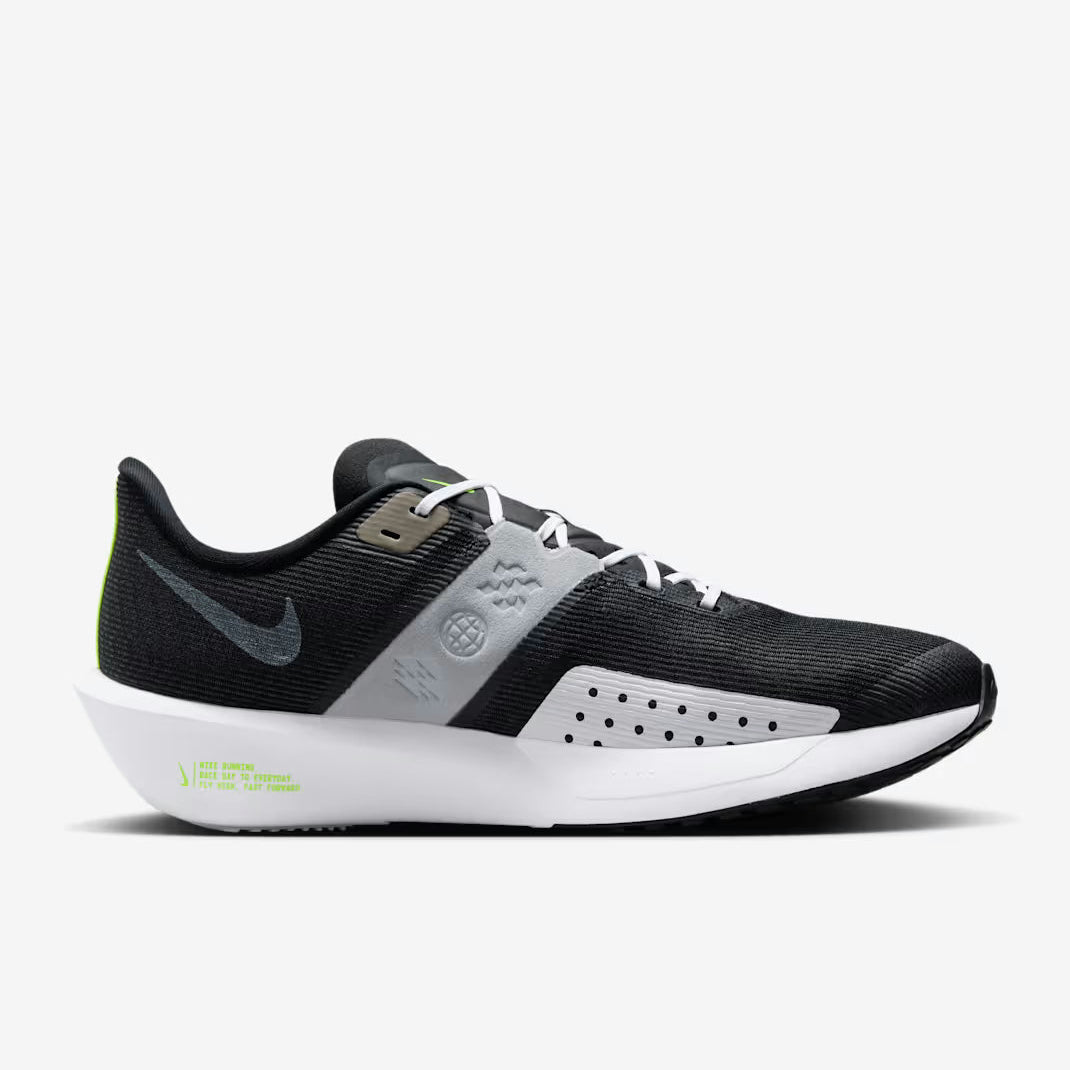Nike Air Zoom Rival Fly 4 'Black White Volt'