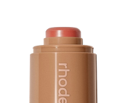 Rhode Pocket blush The natural (freckle neutral peach)