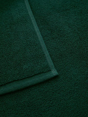 logo-patch bath mat
