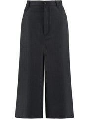 wide-leg cropped trousers