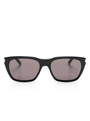 logo-engraved-arm cat-eye sunglasses