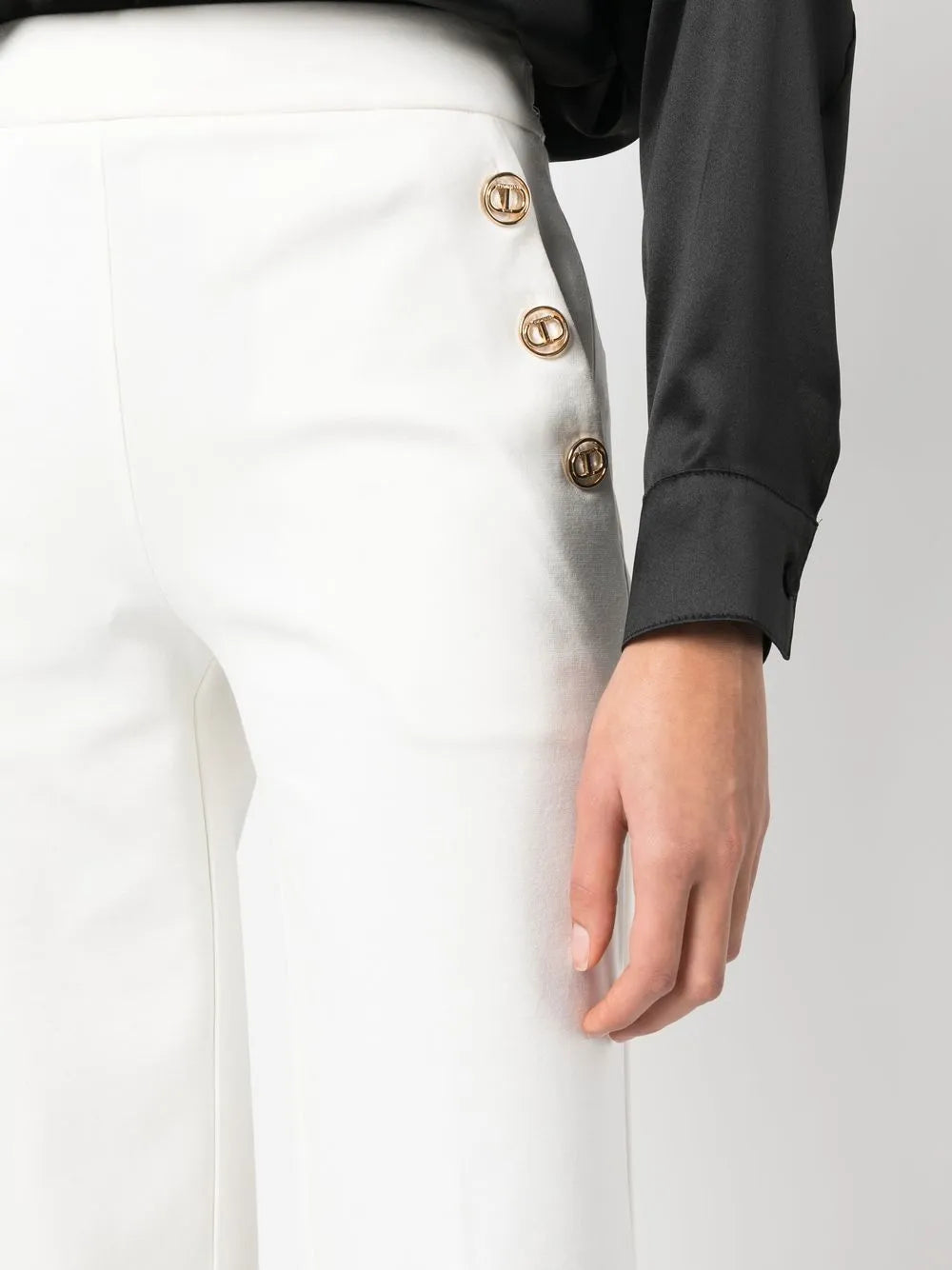 wide-leg tailored trousers