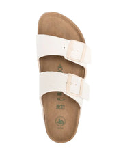 buckle-fastened sandals