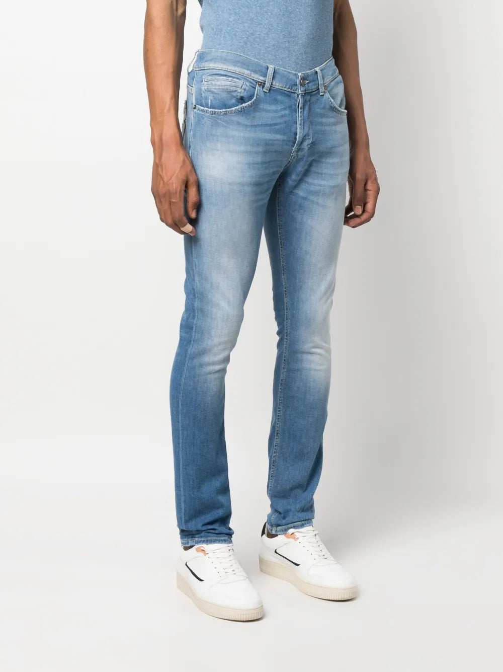 mid-rise skinny jeans