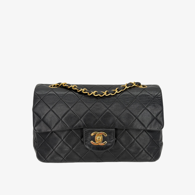 RG608 - CHANEL Vintage Black Lambskin 23cm Classic Flap Bag