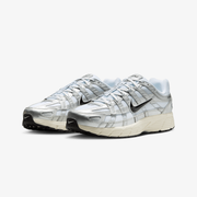 Nike P-6000 { WHITE/BLACK-METALLIC SILVER-FLT SILVER