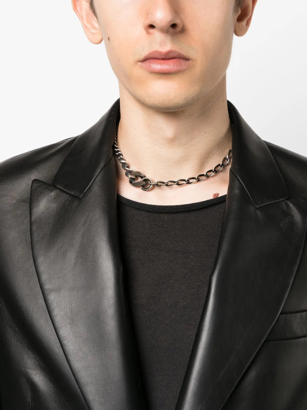 chain-link necklace