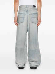 Baggy wide-leg jeans