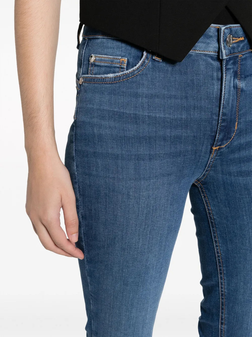 mid-rise skinny jeans