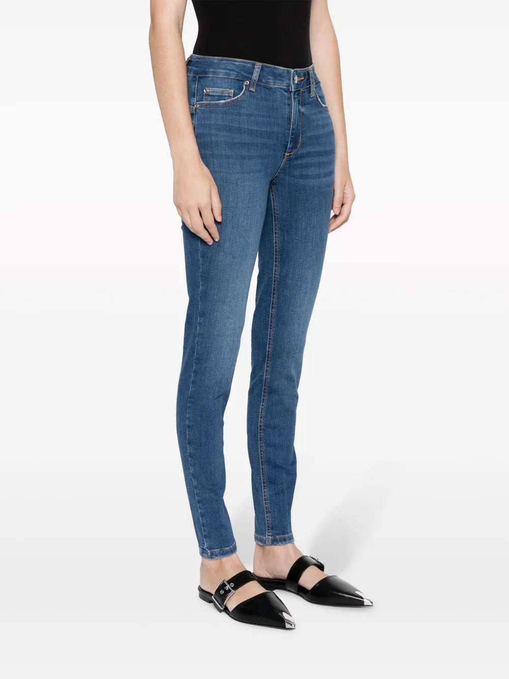mid-rise skinny jeans
