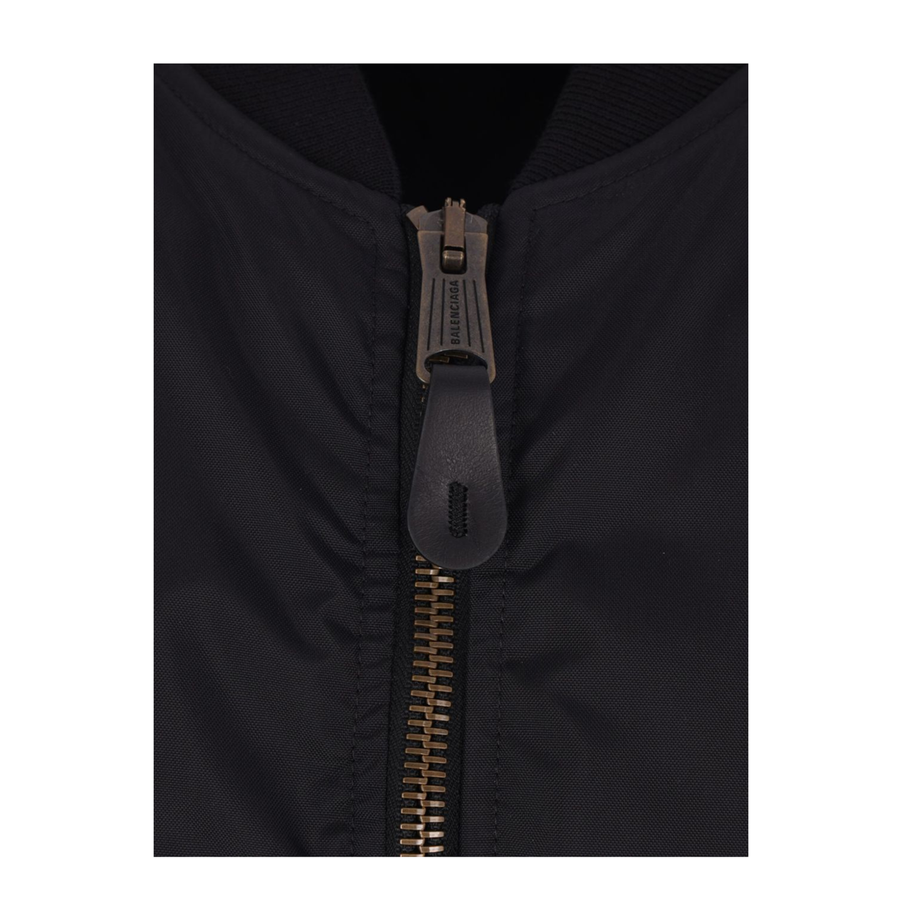 Bomber Jacket Large Fit in Black
