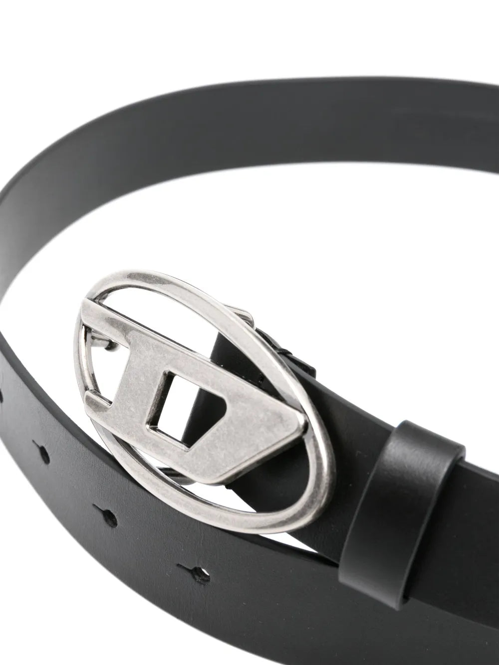 Oval D buckle leather belts