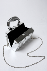Crater Surface Clutch