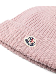 logo-patch ribbed beanie