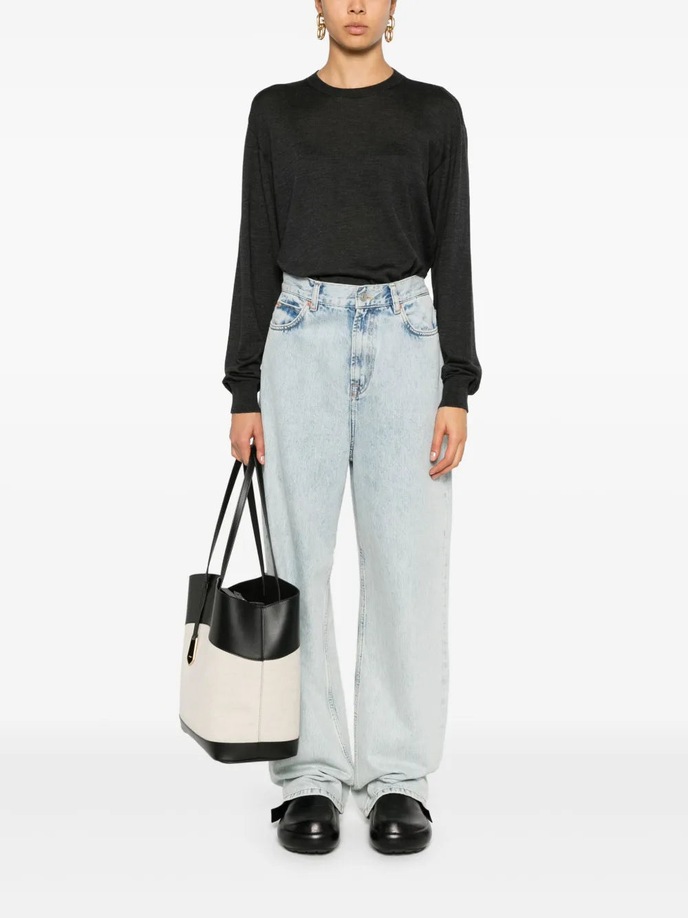 fine-knit jumper