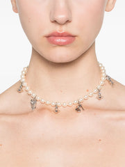 Anglo pearl necklace