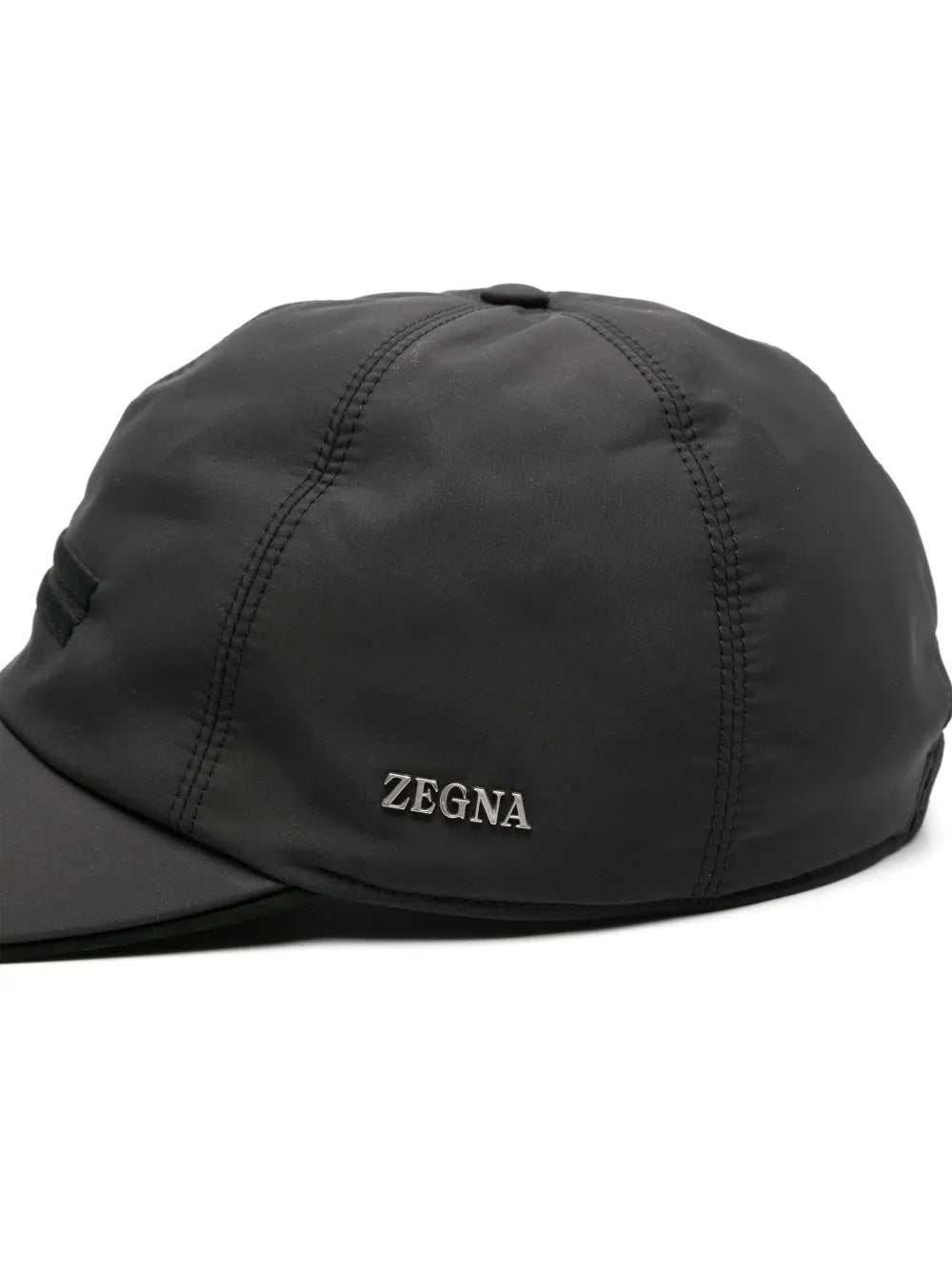 logo-embroidered cap