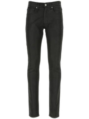 skinny-cut jeans
