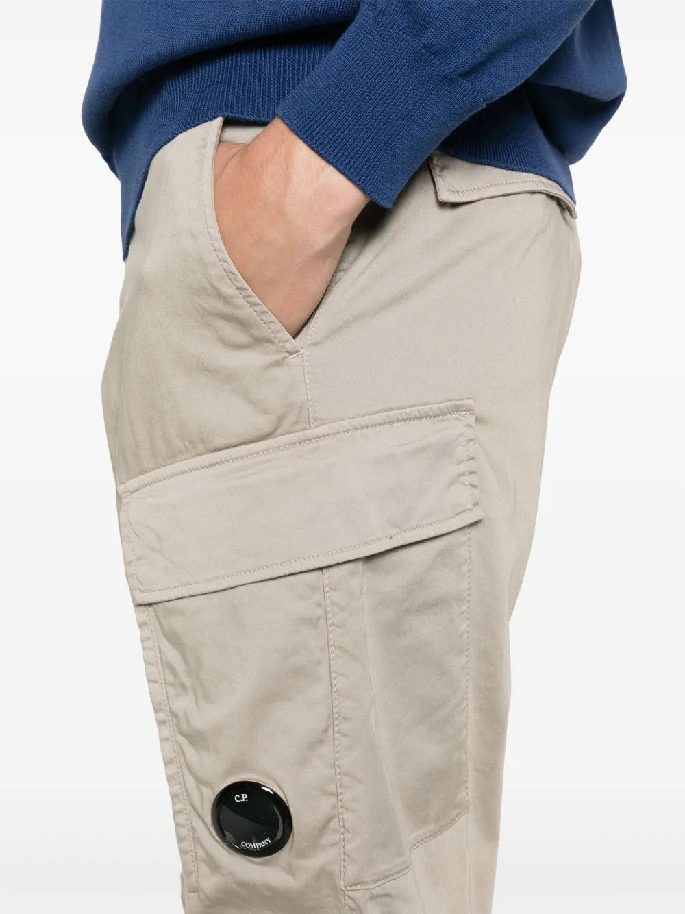 Lens-detail cargo pants