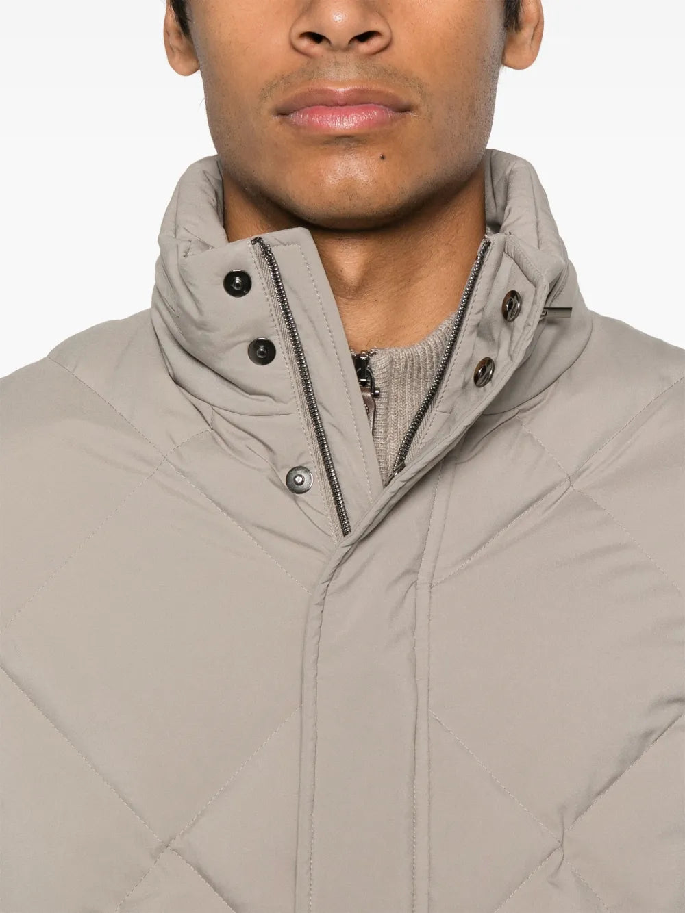 diamond-quilted jacket