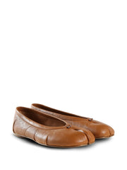 Tabi ballet flats