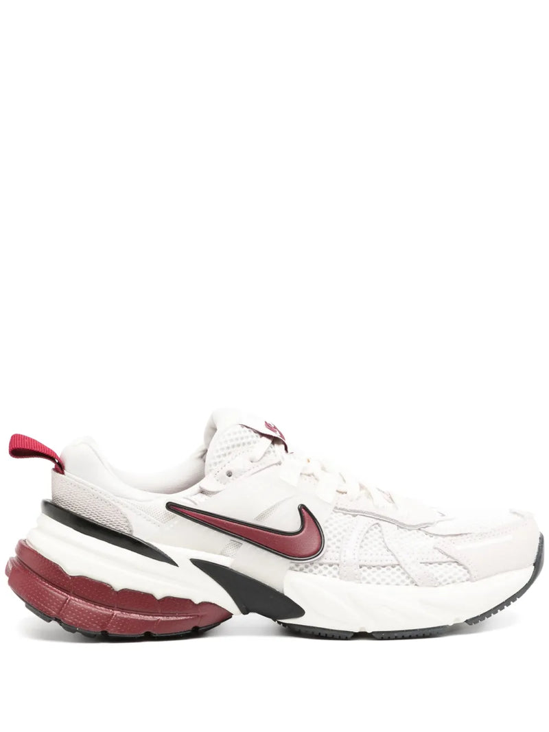 V2K Run SE sneakers