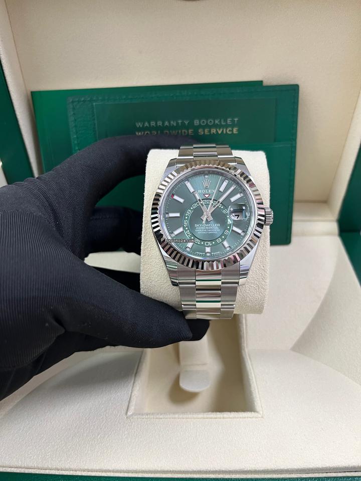 Rolex | Sky-Dweller | 336934 | Steel | 42 mm | Green | Automatic