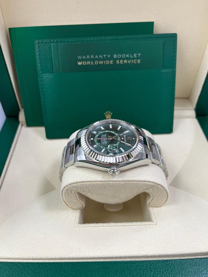 Rolex | Sky-Dweller | 336934 | Steel | 42 mm | Green | Automatic