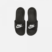 Nike VICTORI SLIDES { BLACK