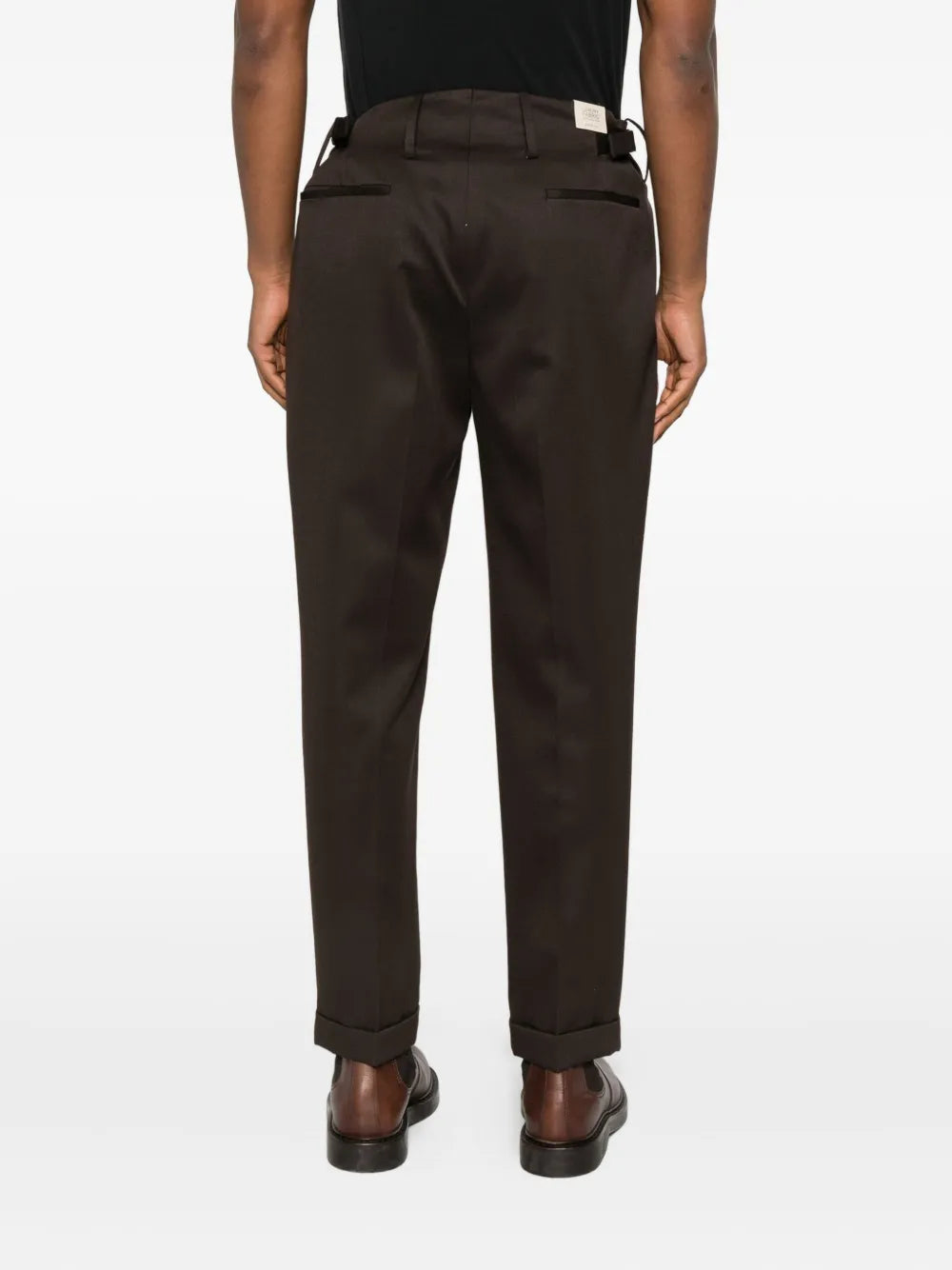 pleated cuffed trousers