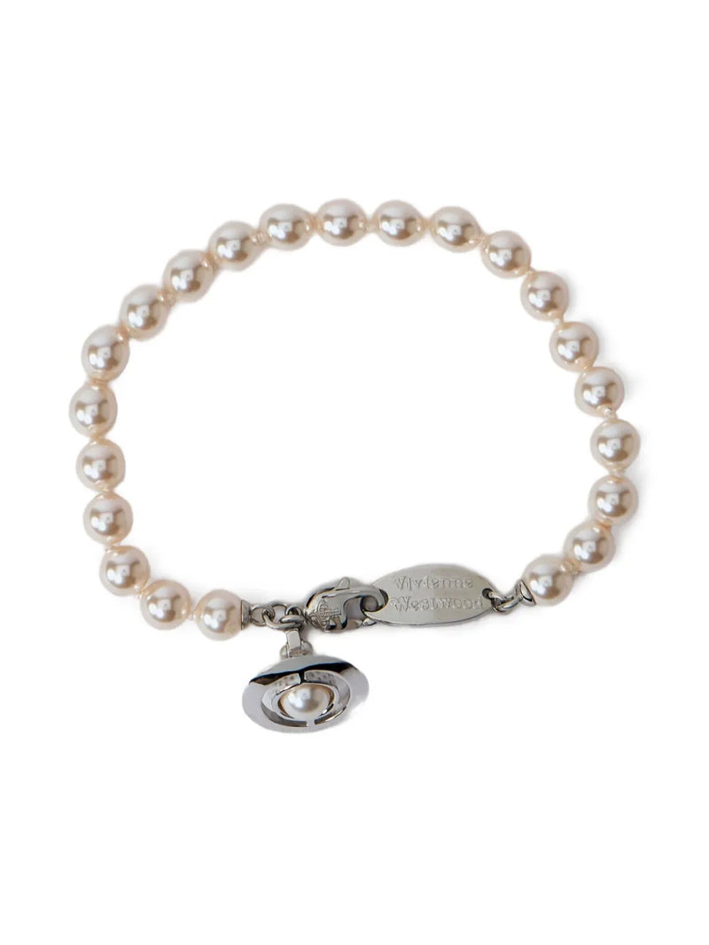 Orb-plaque pearl bracelet