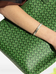 logo-engraved bracelet