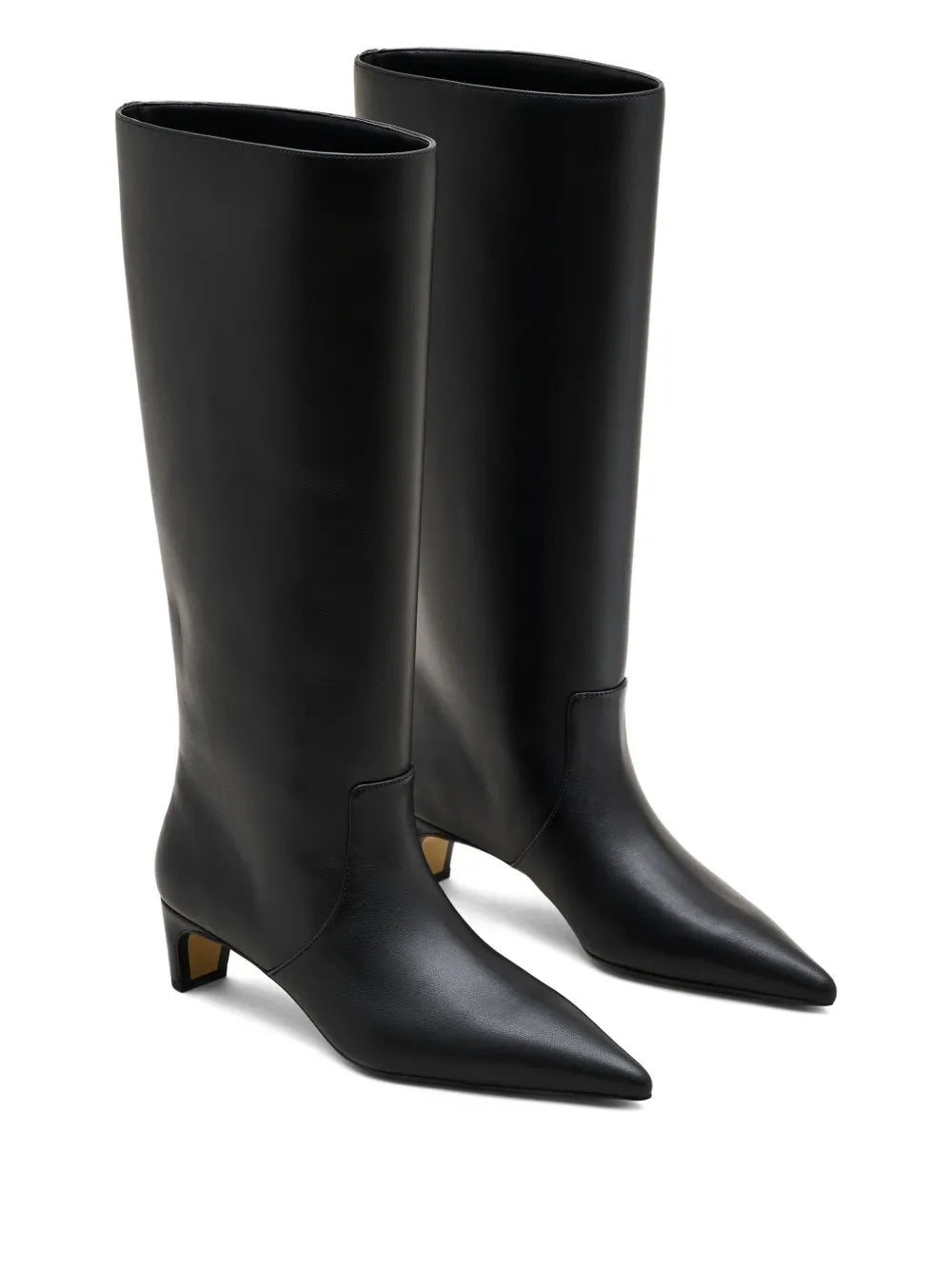 pointed-toe leather boots