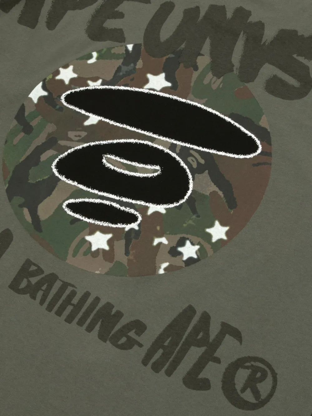 star camouflage long-sleeved sweatshirt