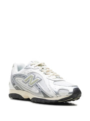 204L sneakers