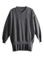 V-neck pleated dress
