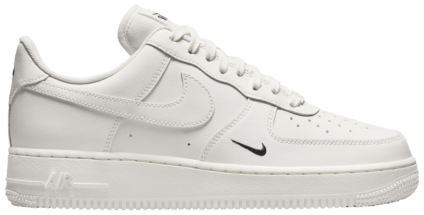 Nike Wmns Air Force 1 '07 Essential 'Sail Black'